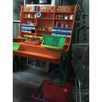 Grote vintage speelgoedwinkel van Geobra